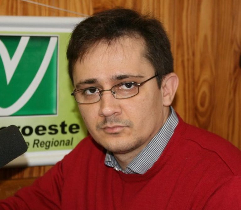 A tentativa de sequestrar outra agenda da educação pública